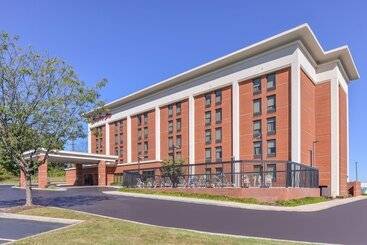هتل Hampton Inn Martinsburg