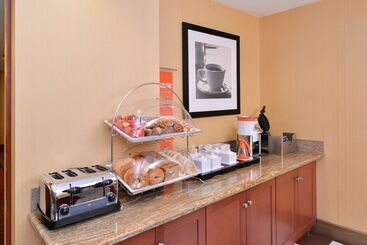 هتل Hampton Inn Martinsburg