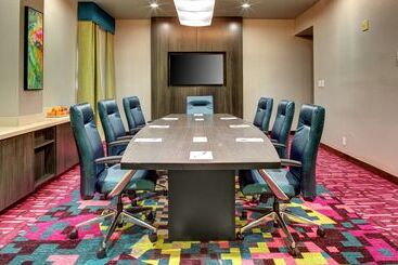 هتل Hampton Inn Miami Coconut Grove/coral Gables