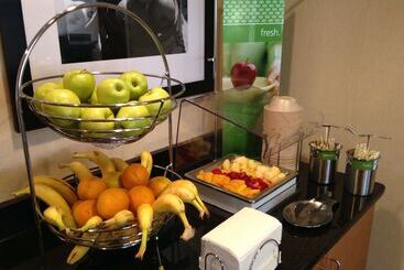 هتل Hampton Inn New Bern
