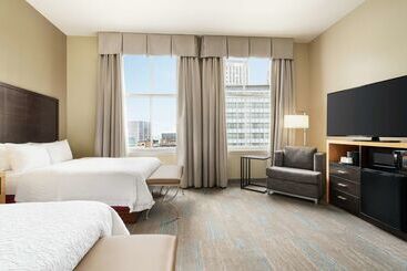 هتل Hampton Inn & Suites New Orleans Downtown