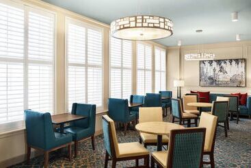 هتل Hampton Inn & Suites New Orleans Downtown