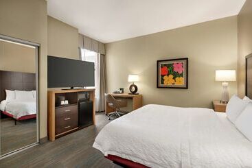 هتل Hampton Inn & Suites New Orleans Downtown