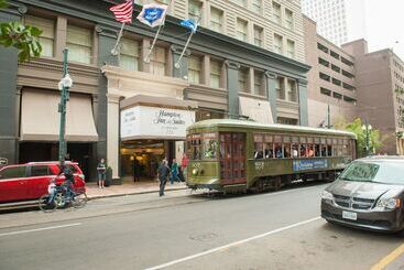 هتل Hampton Inn & Suites New Orleans Downtown