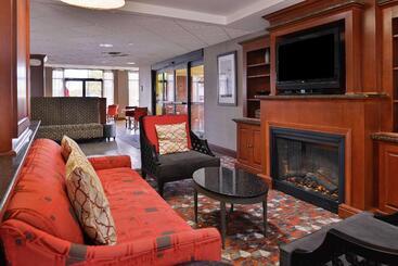Hampton Inn Norfolk/virginia Beach - Virginia Beach