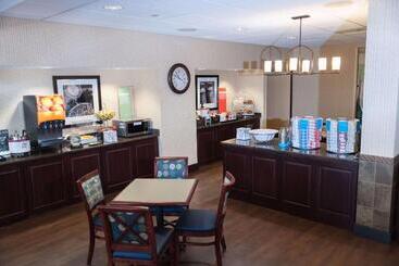 هتل Hampton Inn North Platte