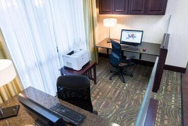 هتل Hampton Inn North Platte