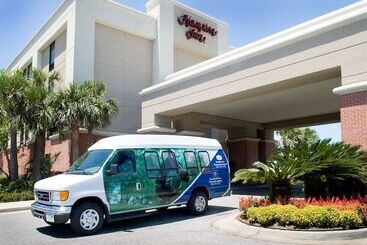 هتل Hampton Inn Pensacola Airport