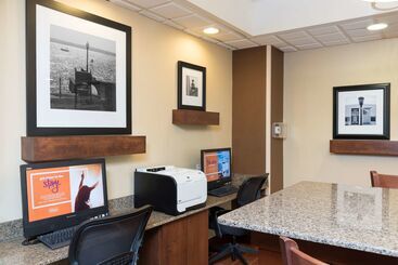 هتل Hampton Inn Port Huron
