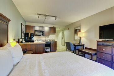 Szálloda Hampton Inn Portsmouth Central