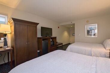Szálloda Hampton Inn Portsmouth Central