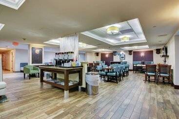 Szálloda Hampton Inn Portsmouth Central