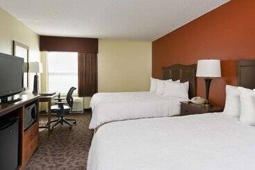 هتل Hampton Inn San Angelo