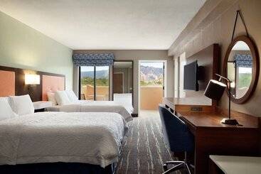 هتل Hampton Inn Sedona