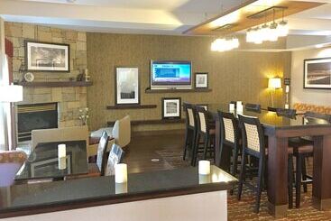 هتل Hampton Inn Sevierville