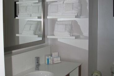 هتل Hampton Inn Sevierville