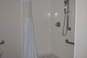 هتل Hampton Inn Sevierville