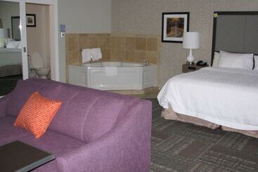 هتل Hampton Inn Sevierville
