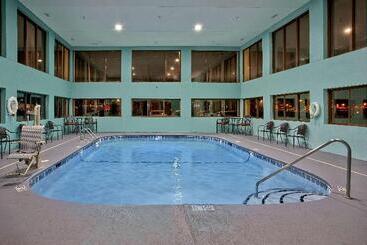 هتل Hampton Inn Sevierville