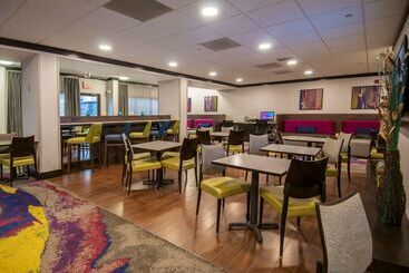 هتل Hampton Inn By Hilton Shreveport/bossier City
