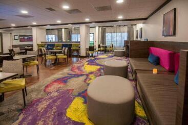 هتل Hampton Inn By Hilton Shreveport/bossier City