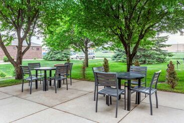 هتل Hampton Inn Sioux Falls