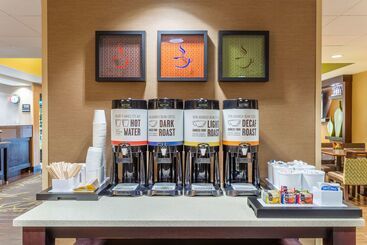 هتل Hampton Inn Sioux Falls