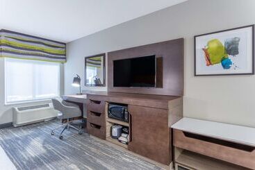 هتل Hampton Inn Sioux Falls