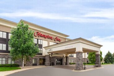 هتل Hampton Inn Sioux Falls