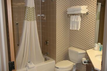 هتل Hampton Inn Sioux Falls