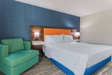 هتل Hampton Inn Sioux Falls