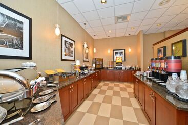 هتل Hampton Inn Spokane