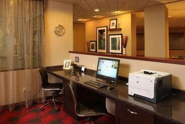 هتل Hampton Inn Spokane
