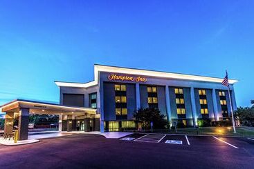 هتل Hampton Inn St. Charles St. Peters