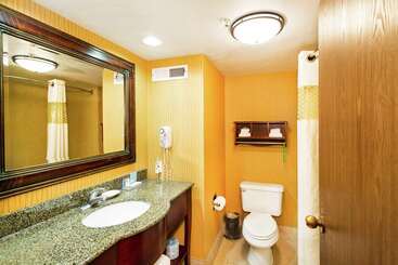 هتل Hampton Inn St. George