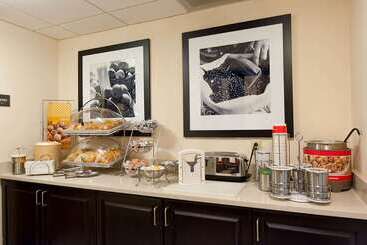 هتل Hampton Inn & Suites Nashvillevanderbiltelliston Place