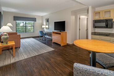هتل Hampton Inn & Suites Nashvillevanderbiltelliston Place