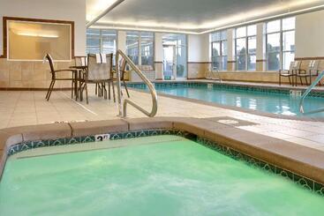 هتل Hampton Inn & Suites Orem