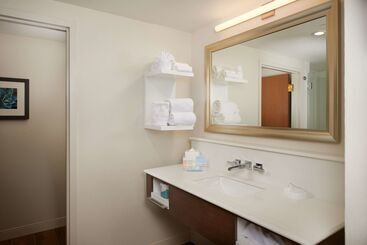 هتل Hampton Inn & Suites Phoenix/scottsdale
