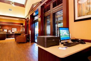 هتل Hampton Inn & Suites Tampanorth
