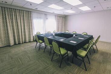 هتل Hampton Inn Tallahassee Central