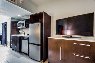 هتل Home2 Suites By Hilton Dfw Airport South/irving, Tx