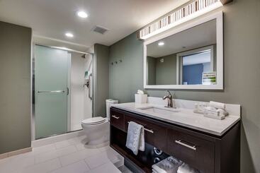 هتل Home2 Suites By Hilton Dfw Airport South/irving, Tx