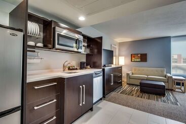 هتل Home2 Suites By Hilton Dfw Airport South/irving, Tx