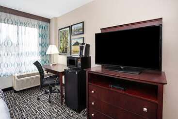 هتل La Quinta By Wyndham Denver Aurora Medical