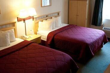 בית מלון כפרי Lamplighter Inn & Suites
