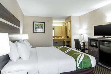 هتل Quality Inn  Savannah I95