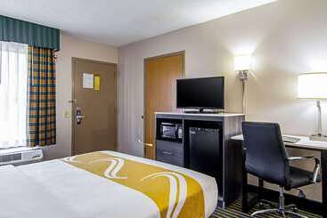 هتل Quality Inn  Savannah I95