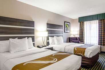 هتل Quality Inn  Savannah I95