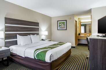 هتل Quality Inn  Savannah I95